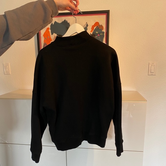 Black crew neck - Picture 2 of 2